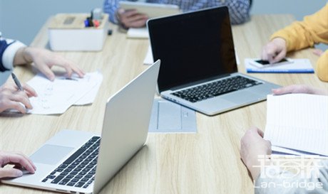 專業(yè)正規(guī)翻譯公司