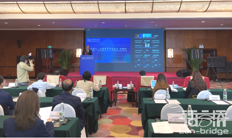 語(yǔ)言橋同聲傳譯助力“2022孟中印緬商務(wù)論壇”成功舉辦